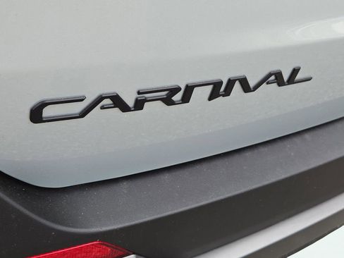 New 2026 Kia Carnival SX Prestige image 11