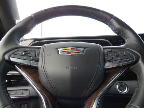 Certified 2024 Cadillac Escalade Sport Platinum w/ LPO, ONYX Package image 24