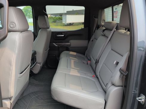 Certified 2021 Chevrolet Silverado 1500 LTZ w/ LTZ Convenience Package II AWD/4WD image 25