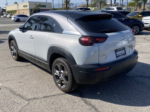 Used 2022 MAZDA MX-30 Electric w/ Premium Plus Pkg FWD image 10