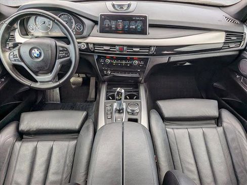 Used 2017 BMW X5 xDrive50i image 18