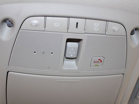 Used 2024 Nissan Armada Platinum w/ Captain's Chairs Package image 58