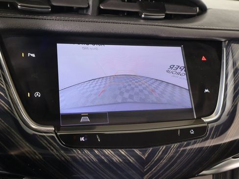 Used 2025 Cadillac XT6 Premium Luxury image 7