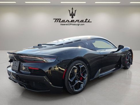 Used 2022 Maserati MC20 Coupe image 5