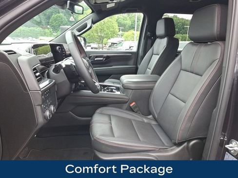 Used 2025 Chevrolet Tahoe RST w/ Comfort Package AWD/4WD image 2