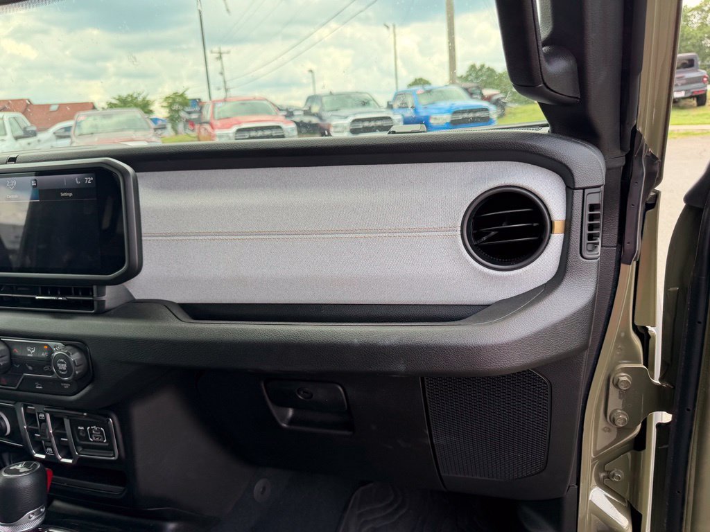 Used 2026 Jeep Wrangler Unlimited Sport AWD/4WD image 32