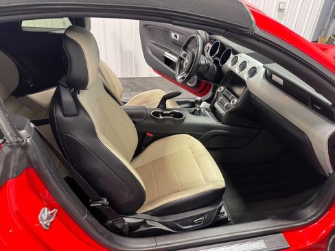 Used 2015 Ford Mustang GT Premium image 16