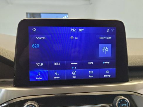 Used 2021 Ford Escape Titanium AWD/4WD image 25