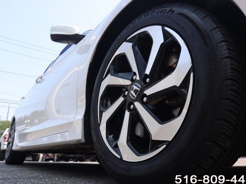 Used 2016 Honda Accord Sport image 9