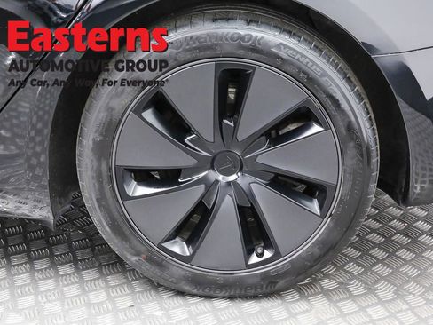 Used 2024 Tesla Model 3 Standard Range image 29