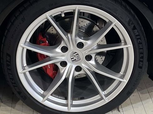 Certified 2017 Porsche 911 Carrera 4S image 13