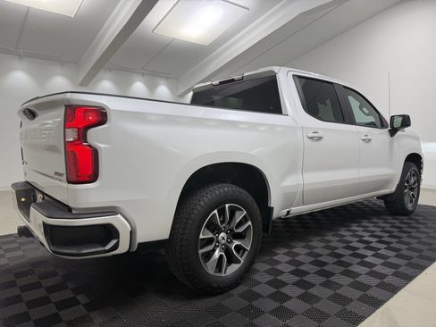 Used 2022 Chevrolet Silverado 1500 RST w/ Safety Package image 8