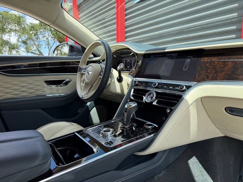 Used 2020 Bentley Flying Spur W12 AWD/4WD image 30