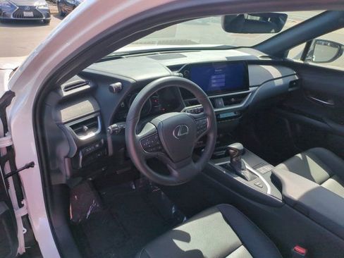 Used 2024 Lexus UX 250h FWD w/ Premium Package image 13