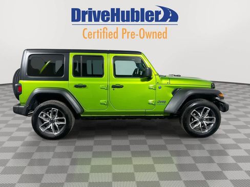 Used 2025 Jeep Wrangler Sport S w/ Convenience Group image 9