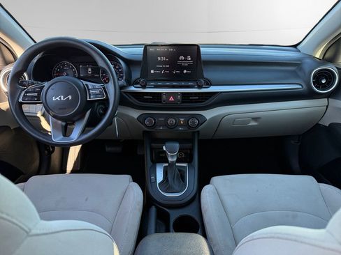 Used 2023 Kia Forte LXS w/ LXS Technology Package image 10