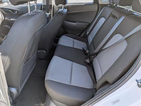 Used 2021 Hyundai Kona SEL image 18