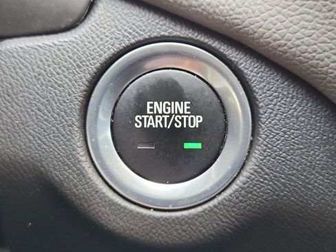Used 2024 Chevrolet Equinox LS w/ LS Convenience Package FWD image 16