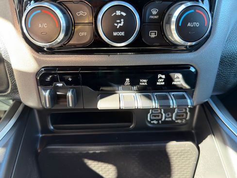 Used 2022 RAM 1500 Big Horn image 23