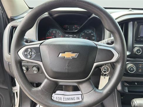 Used 2015 Chevrolet Colorado W/T w/ WT Convenience Package AWD/4WD image 23