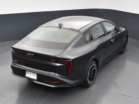 Certified 2025 Kia K4 EX FWD image 43