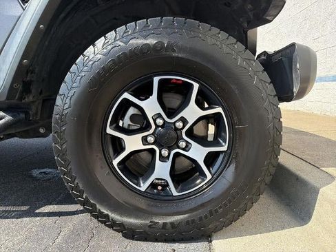 Used 2021 Jeep Wrangler Rubicon AWD/4WD image 14