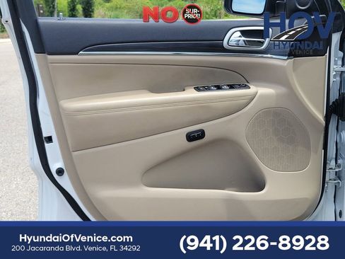 Used 2021 Jeep Grand Cherokee Limited RWD image 25
