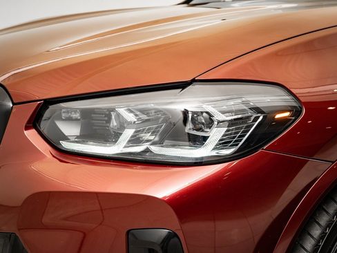 Used 2023 BMW X4 M40i image 16