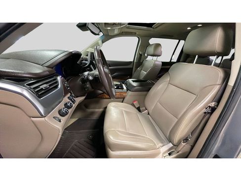 Used 2017 Chevrolet Suburban Premier w/ Max Trailering Package AWD/4WD image 12