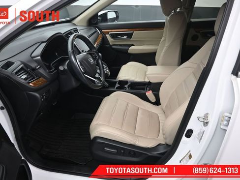 Used 2019 Honda CR-V Touring image 9