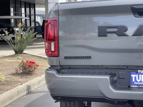 New 2026 RAM 2500 Big Horn AWD/4WD image 10