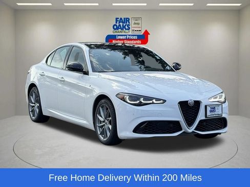 Used 2024 Alfa Romeo Giulia Ti w/ Active Assist Plus Package AWD/4WD image 1