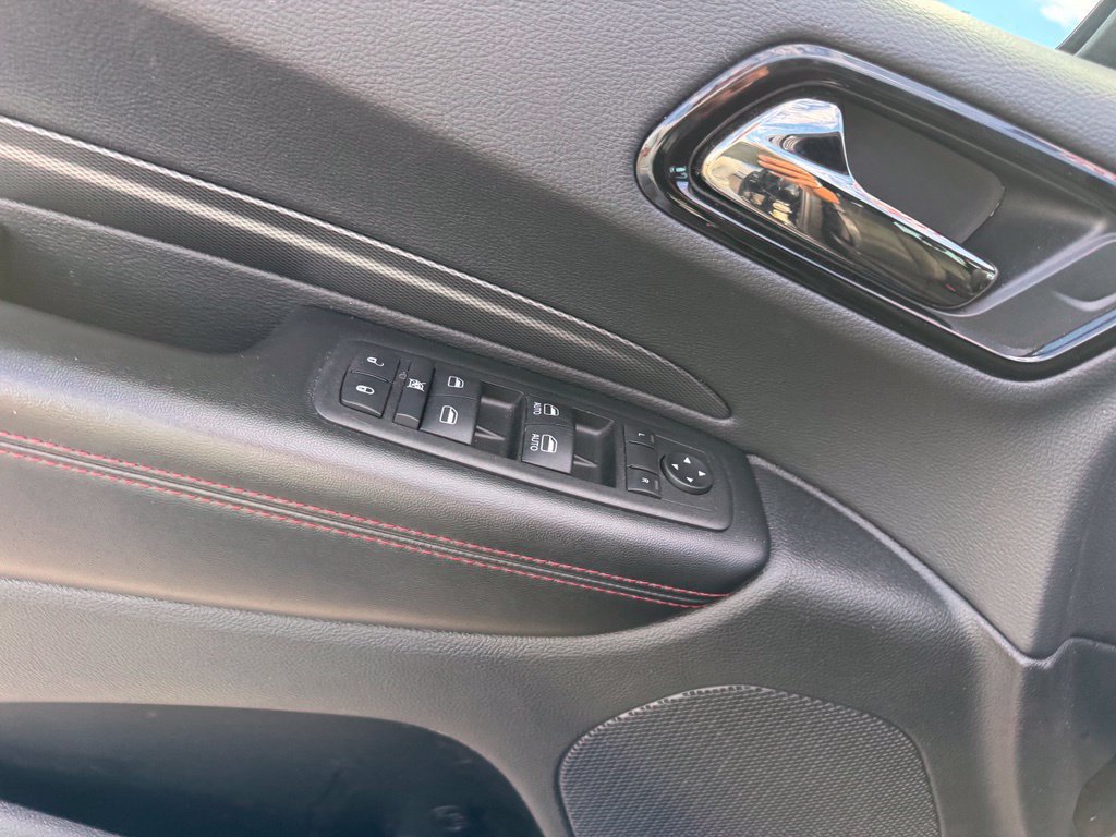 Used 2025 Dodge Durango GT AWD/4WD image 6