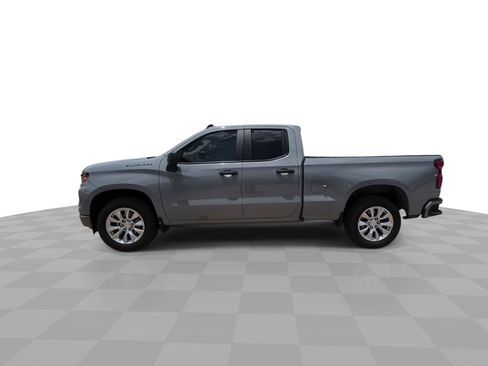 Used 2025 Chevrolet Silverado 1500 Custom RWD image 5