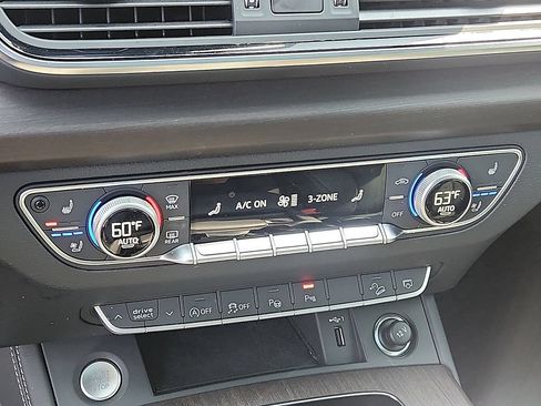 Certified 2023 Audi Q5 2.0T Prestige w/ Prestige Package AWD/4WD image 5