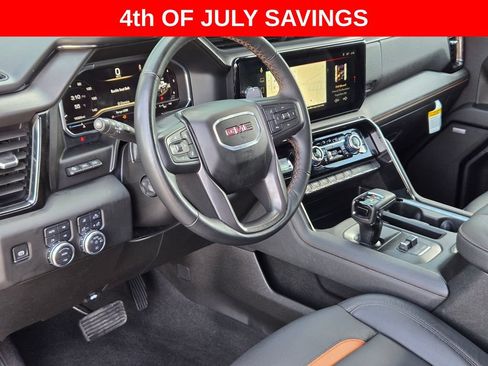 Used 2025 GMC Sierra 1500 AT4 w/ AT4 Premium Package AWD/4WD image 10