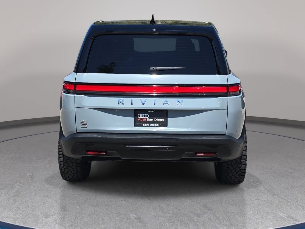 Used 2023 Rivian R1S Adventure Dual AWD/4WD image 7
