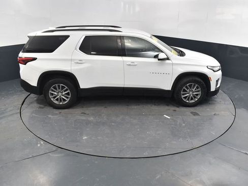 Used 2023 Chevrolet Traverse LT image 42