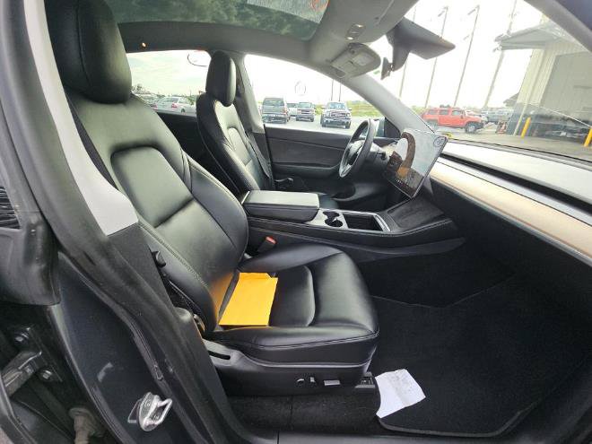 Used 2021 Tesla Model Y Long Range AWD/4WD image 8