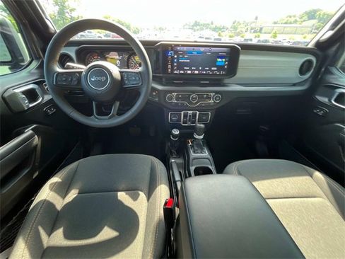 Used 2024 Jeep Wrangler Sport S image 14