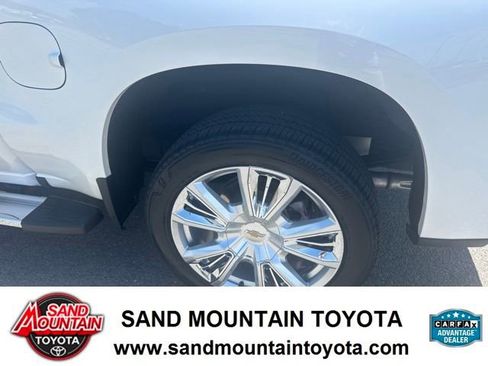 Used 2023 Chevrolet Silverado 1500 High Country AWD/4WD image 11