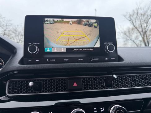 Used 2023 Honda Civic Sport image 21