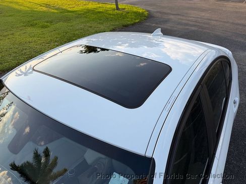 Used 2014 BMW 320i Sedan RWD image 27