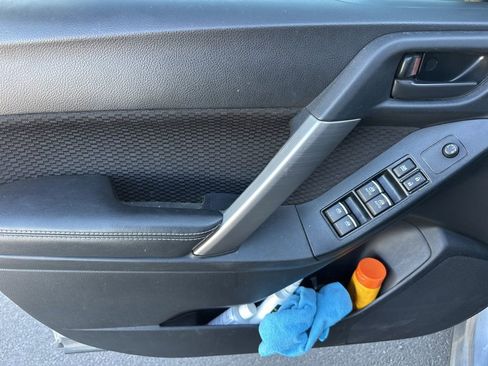 Used 2018 Subaru Forester 2.5i w/ Alloy Wheel Package image 18