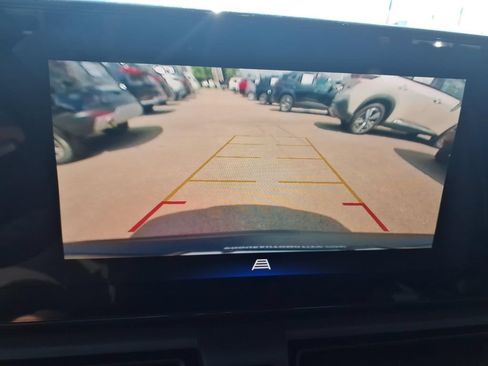 Used 2025 Chevrolet TrailBlazer LS w/ LS Convenience Package FWD image 10