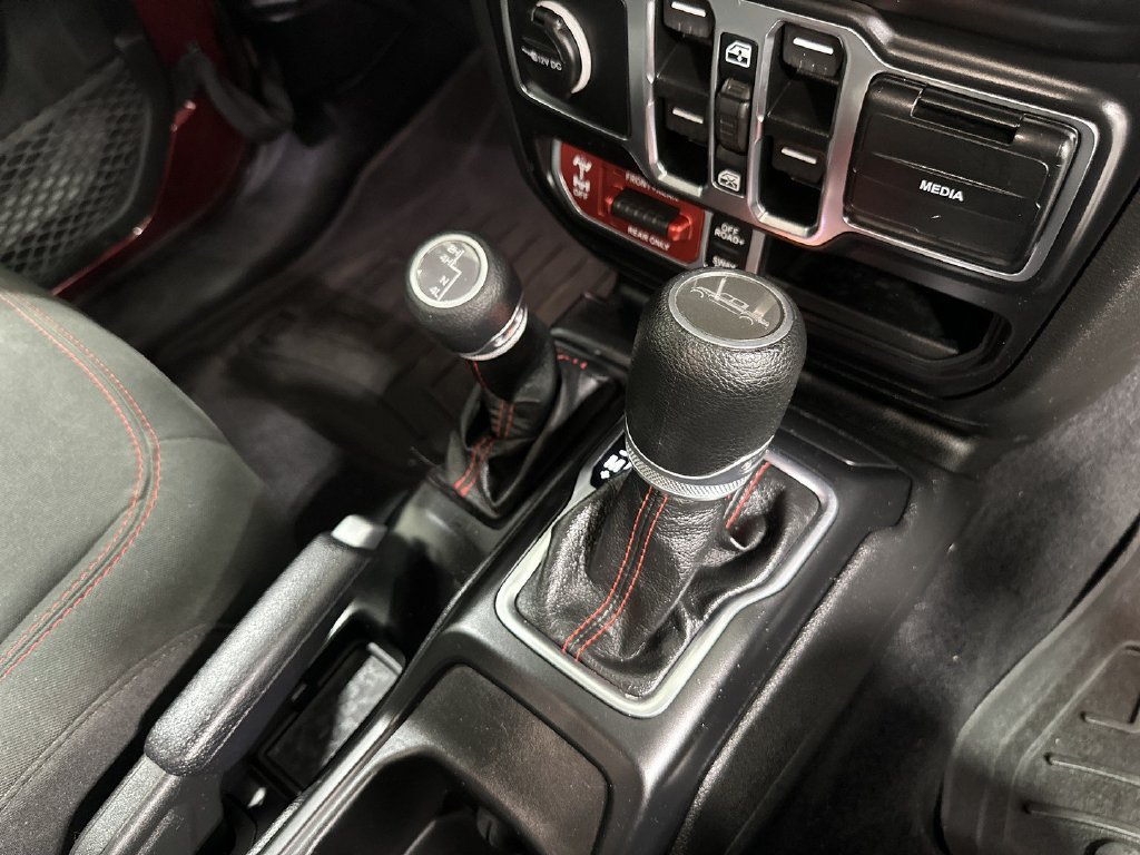Used 2021 Jeep Gladiator Rubicon AWD/4WD image 21