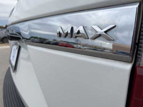 Used 2021 Ford Expedition Max XLT image 9