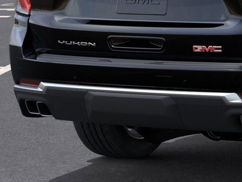 New 2026 GMC Yukon XL Denali w/ Sun & Power Step Package image 14