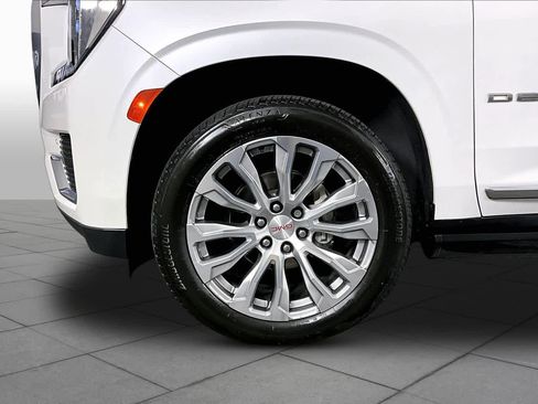 Certified 2022 GMC Yukon Denali AWD/4WD image 11