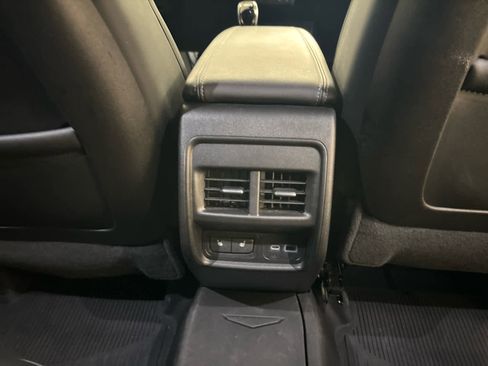 Used 2023 Cadillac XT4 Luxury w/ Driver Awareness Package image 18